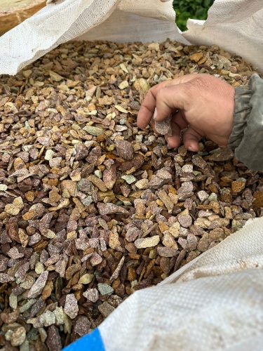 Златолит персиковый декоративная каменная крошка купить в Ставрополе