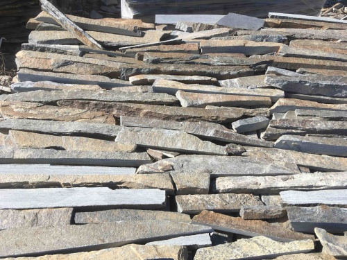 Горбушка златолит мультиколор для облицовки купить в Ставрополе