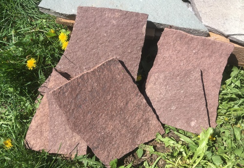 Плитняк лемезит бордовый для цоколя 1,5-2 см купить в Ставрополе