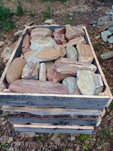 Златолит жёлтый, жёлто-зелёный глыбки и валуны для ланшафтного дизайна купить в Ставрополе