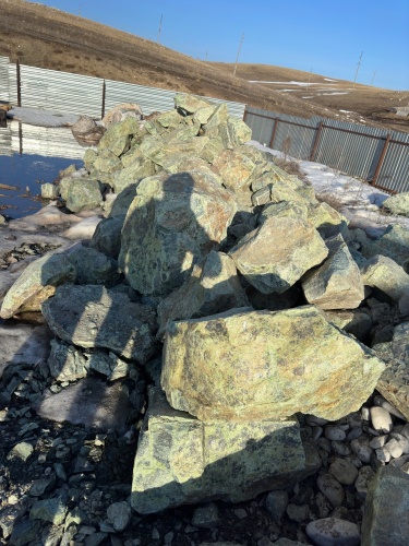 Камни для ландшафтного дизайна зелёные 10-60 килограмм купить в Ставрополе
