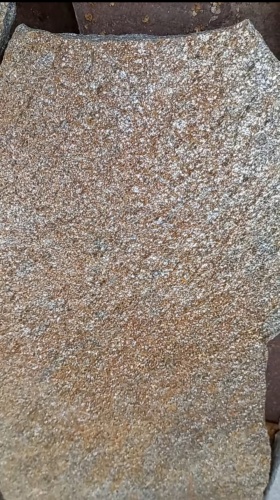 Плитняк златолит серебристый для цоколя, отмостки купить в Ставрополе