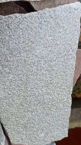 Плитняк златолит серебристый для фасада купить в Ставрополе