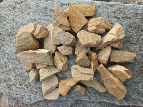 Златолит жёлтый декоративная каменная крошка купить в Ставрополе