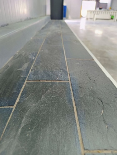 Плитка чёрная из натурального камня фасадная 30 см * 5 см, толщина 7 мм -30 мм купить в Ставрополе